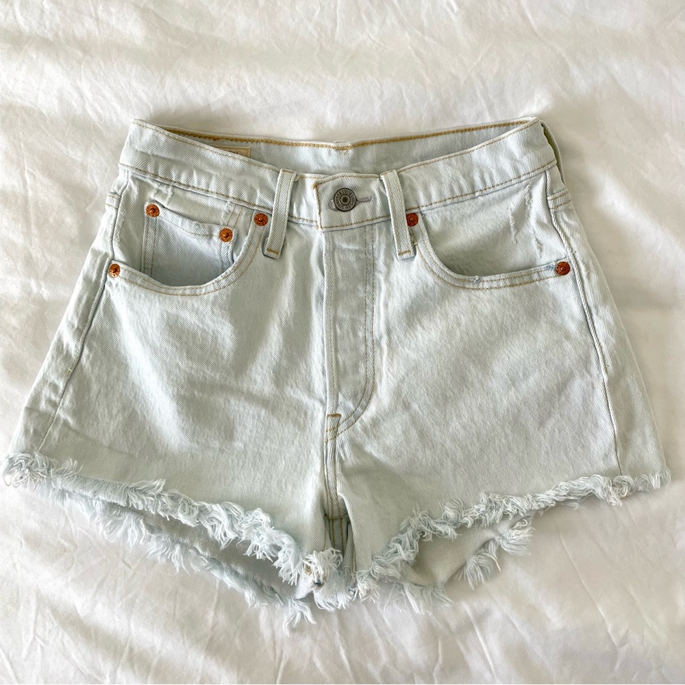 Levi’s Premium 501 light Wash Denim Jean Shorts